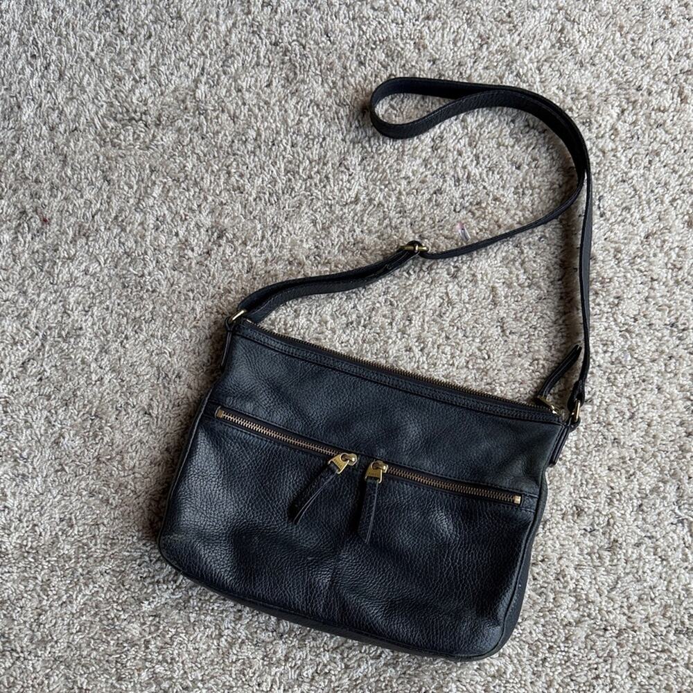Fossil Black Leather Medium Cross Body Bag with Gold Accents